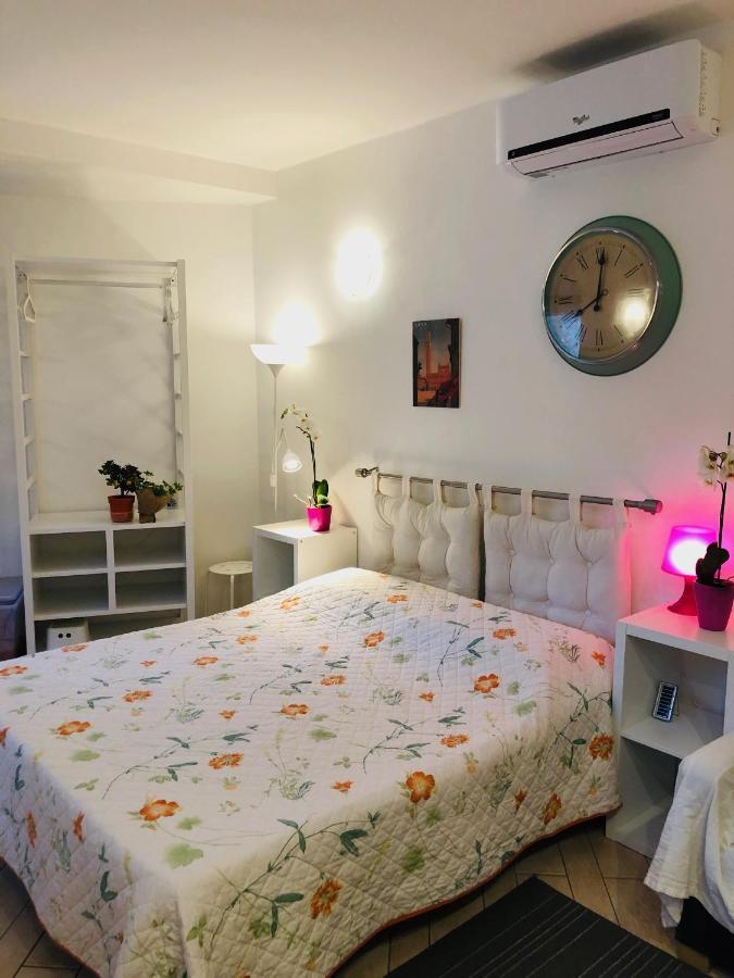 La Dolce Vita Studio With Free Private Parking Sienne Extérieur photo